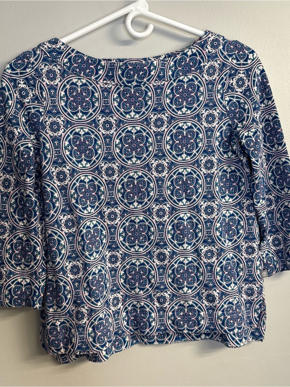 Talbots Navy and White Geometric Circle Print Long Sleeve Top